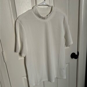 textured white collar shirt!! #polo